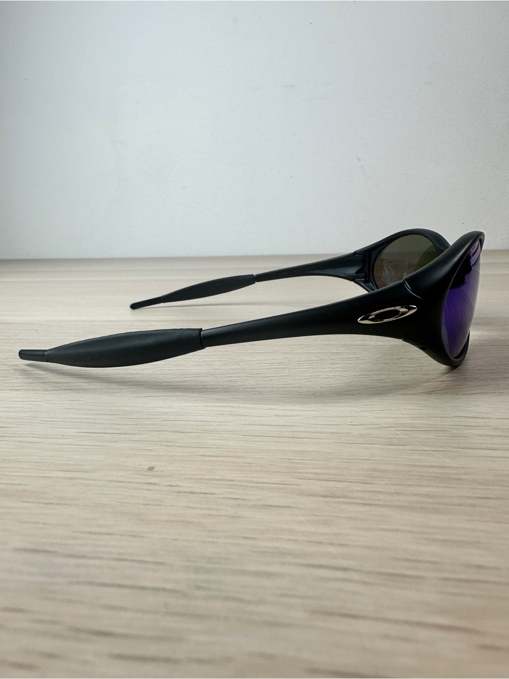 Oakley Eye Jacket Black/ Green Sunglasses - Picture 2 of 4